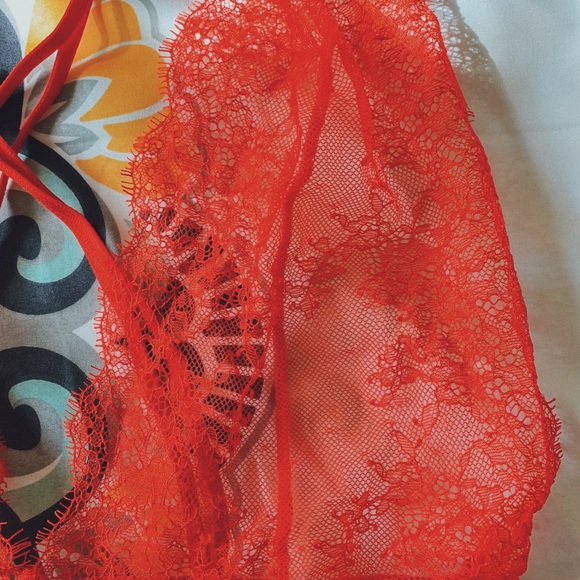 Red lace Victoria’s Secret teddy lingerie - Picture 3 of 4